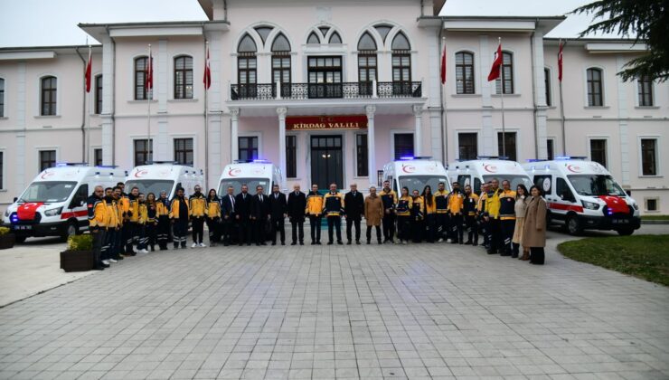 Tekirdağ’da 6 Ambulans Düzenlenen Törenle Hizmete Alındı