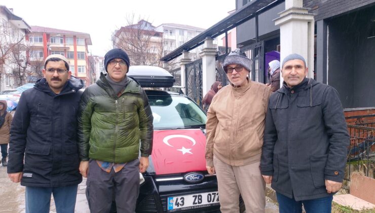 Kütahya Simav’da 4 Kafadarın Karayoluyla Umre Yolculuğu Başladı