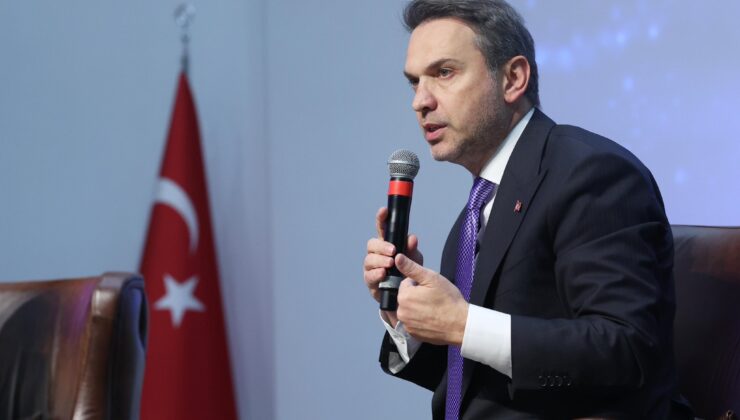 Bayraktar: Zorlu Kış Koşullarında Enerji Arzı İçin Ekipler 7/24 Görevde