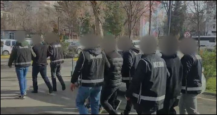 Batman’da 16 Yıl Hapis Cezası Bulunan Firari Hükümlü Yakalandı