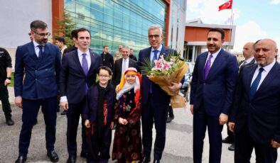 Sağlık Bakanı Memişoğlu Bitlis’te Sağlık Yatırımlarını İnceledi